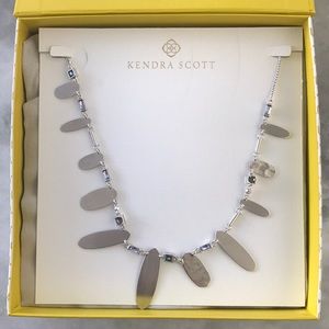 Kendra Scott Airella Necklace
